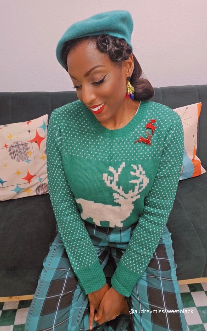 Deer Jacquard Christmas Pullover Sweater