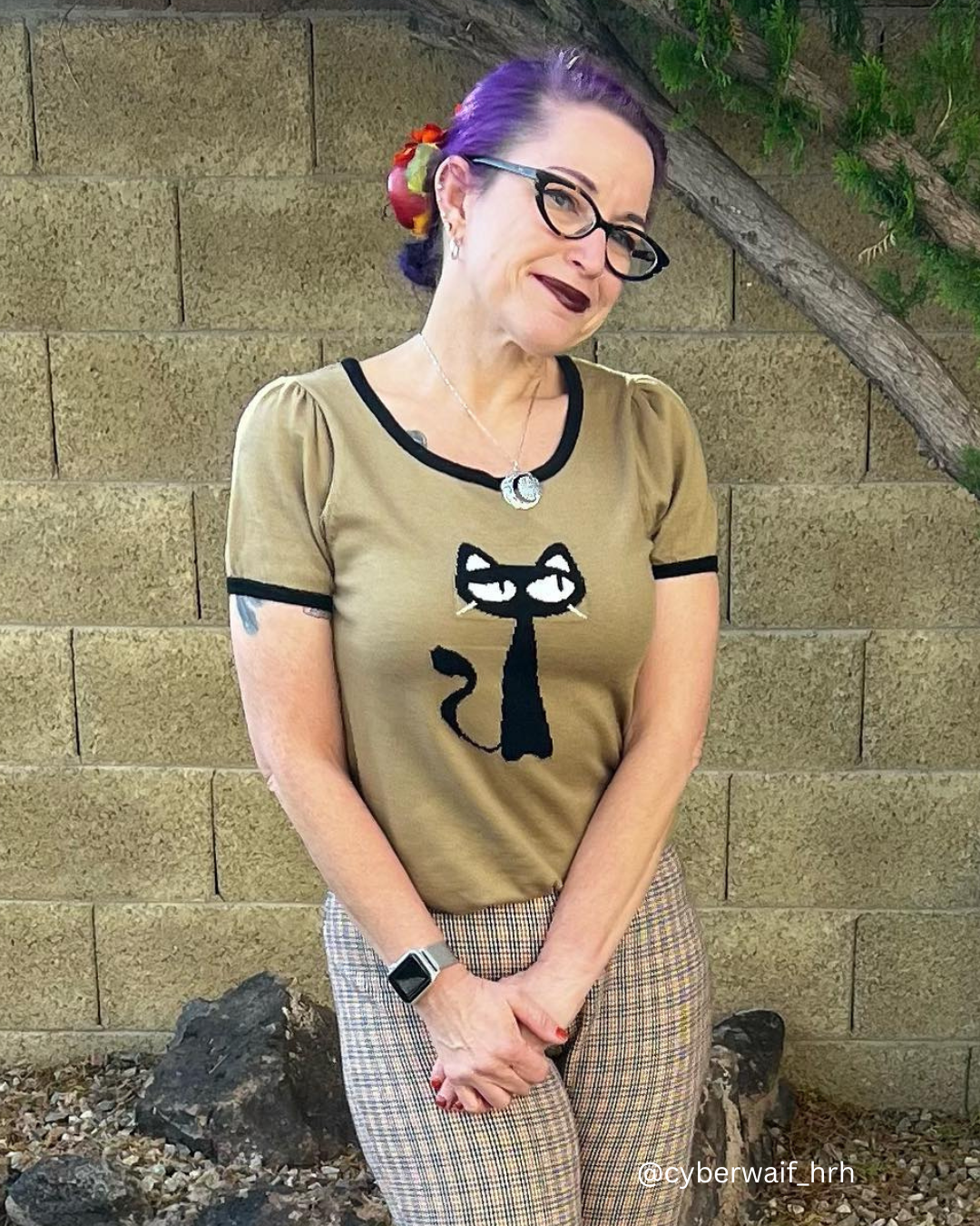 Short Sleeve Crewneck Cat Print Sweater