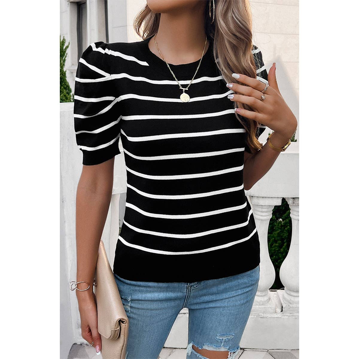 Strip Round Neck Knit Puff Sleeve Fit Top